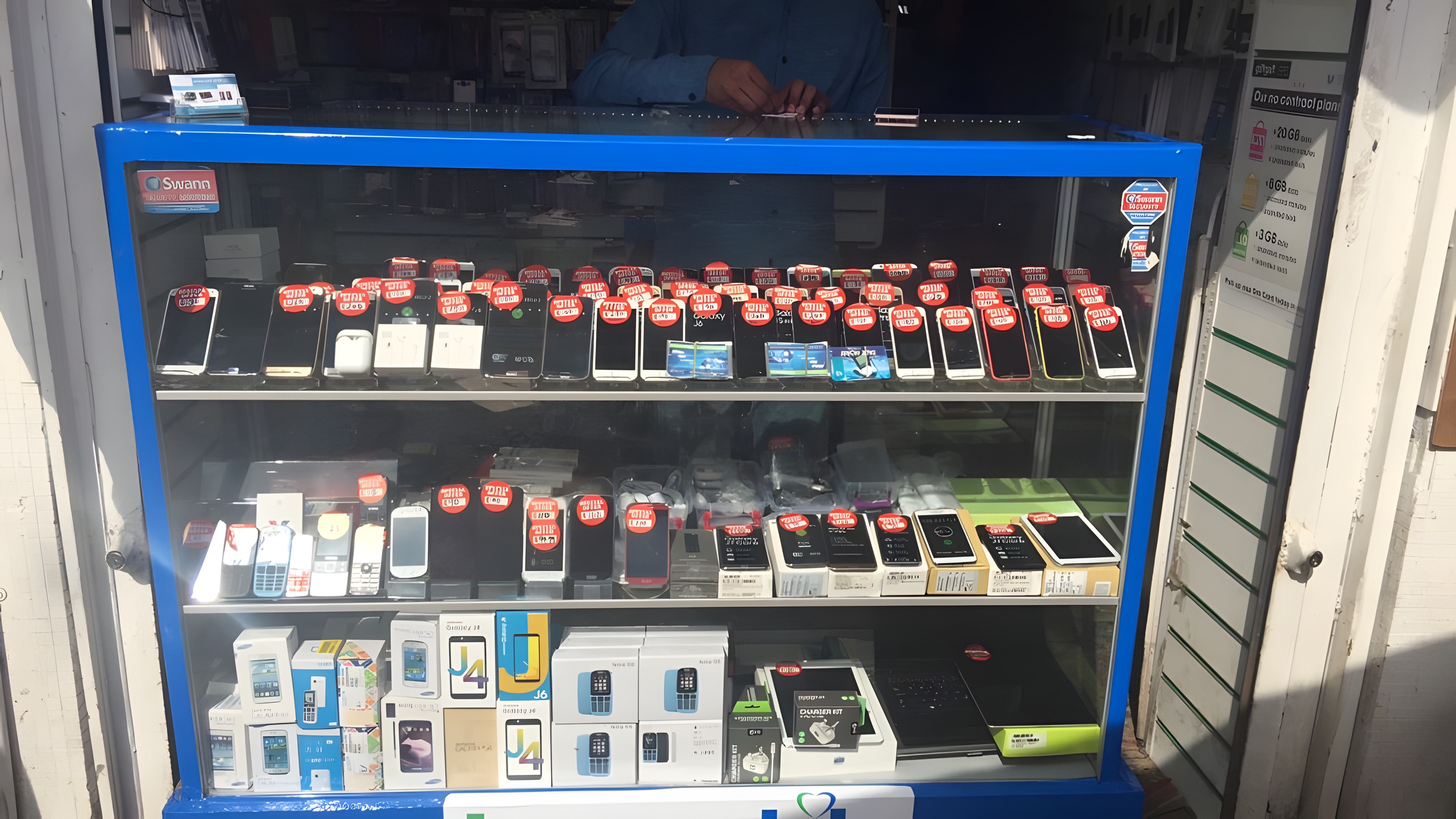 Phones on display inside Phone Tech